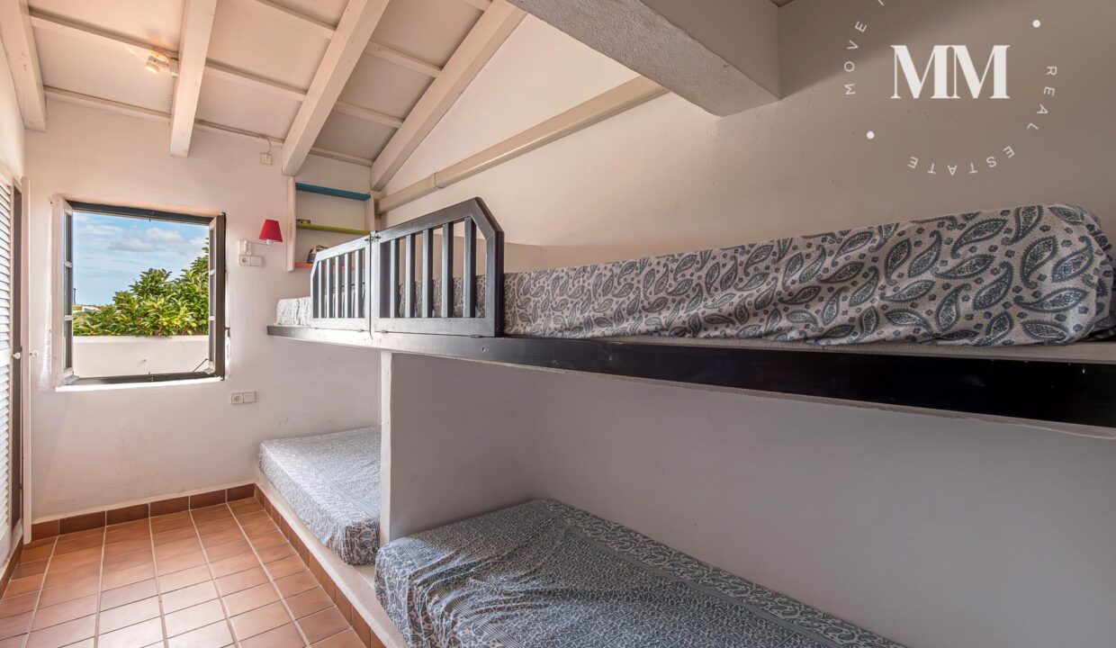 CHALET ADOSADO ES CANUTELLS 036