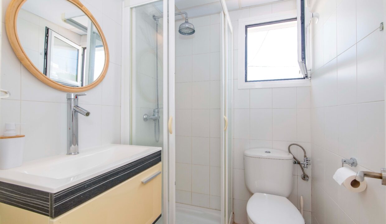 8e90683c-d841-4e4d-8619-aaa2ef153462