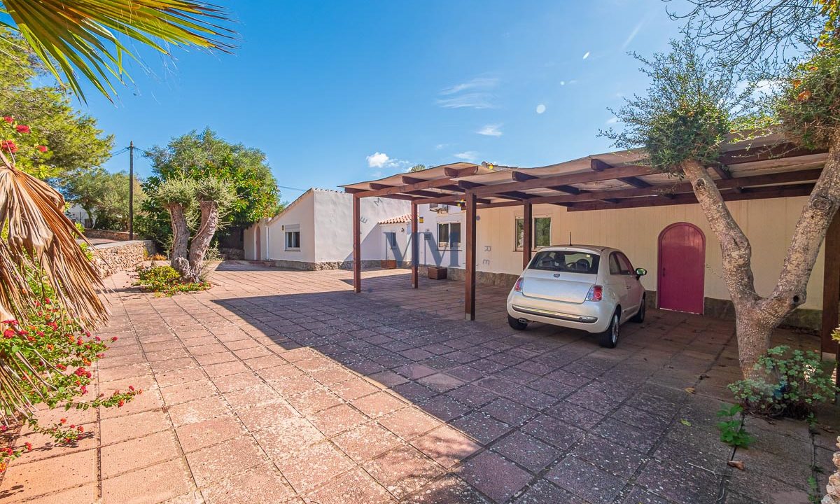 Villa for sale in Binixica Menorca