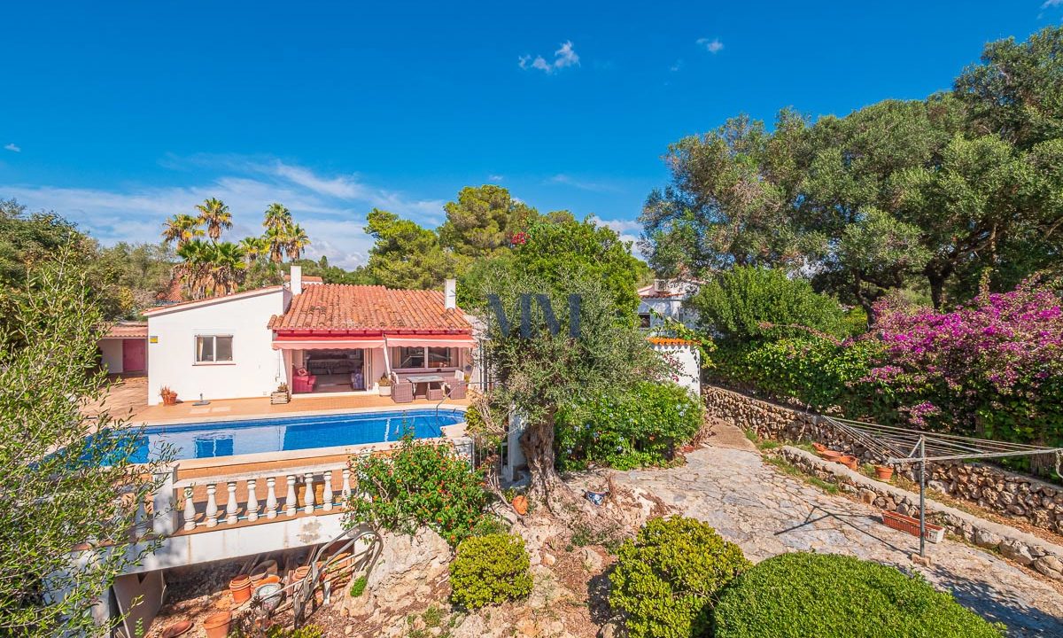 Villa for sale in Binixica Menorca