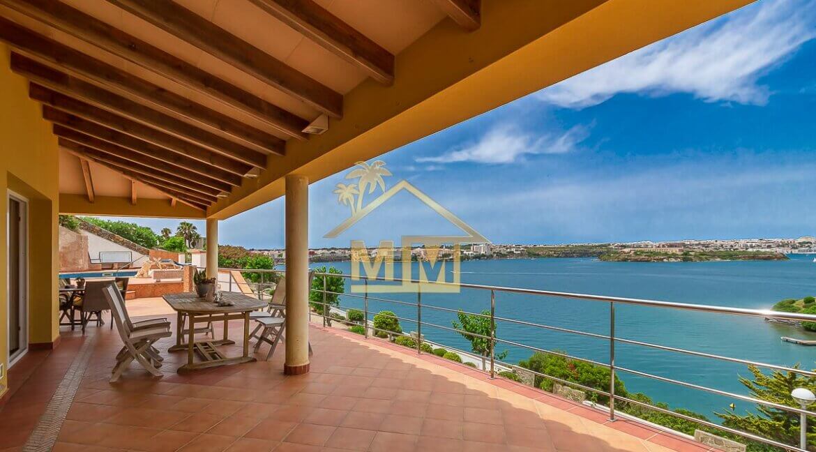 Villa for sale in Cala Llonga Menorca