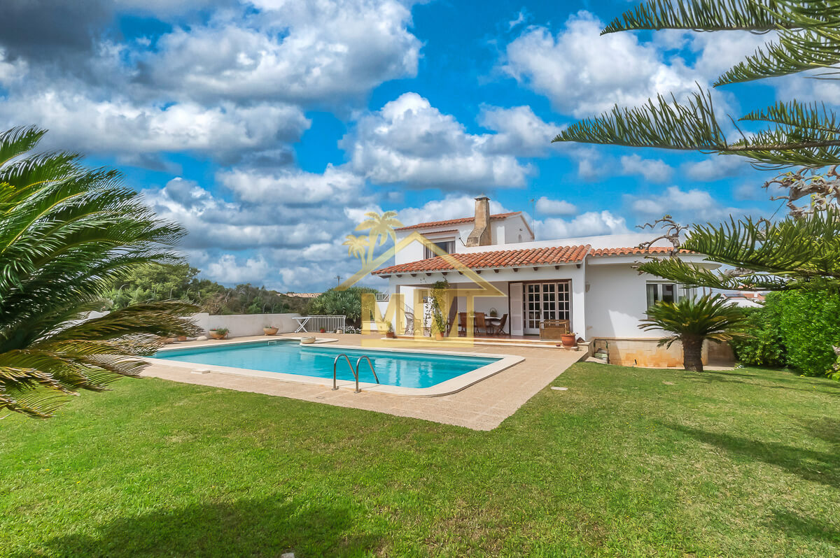 Villa for sale in Son Vilar Menorca