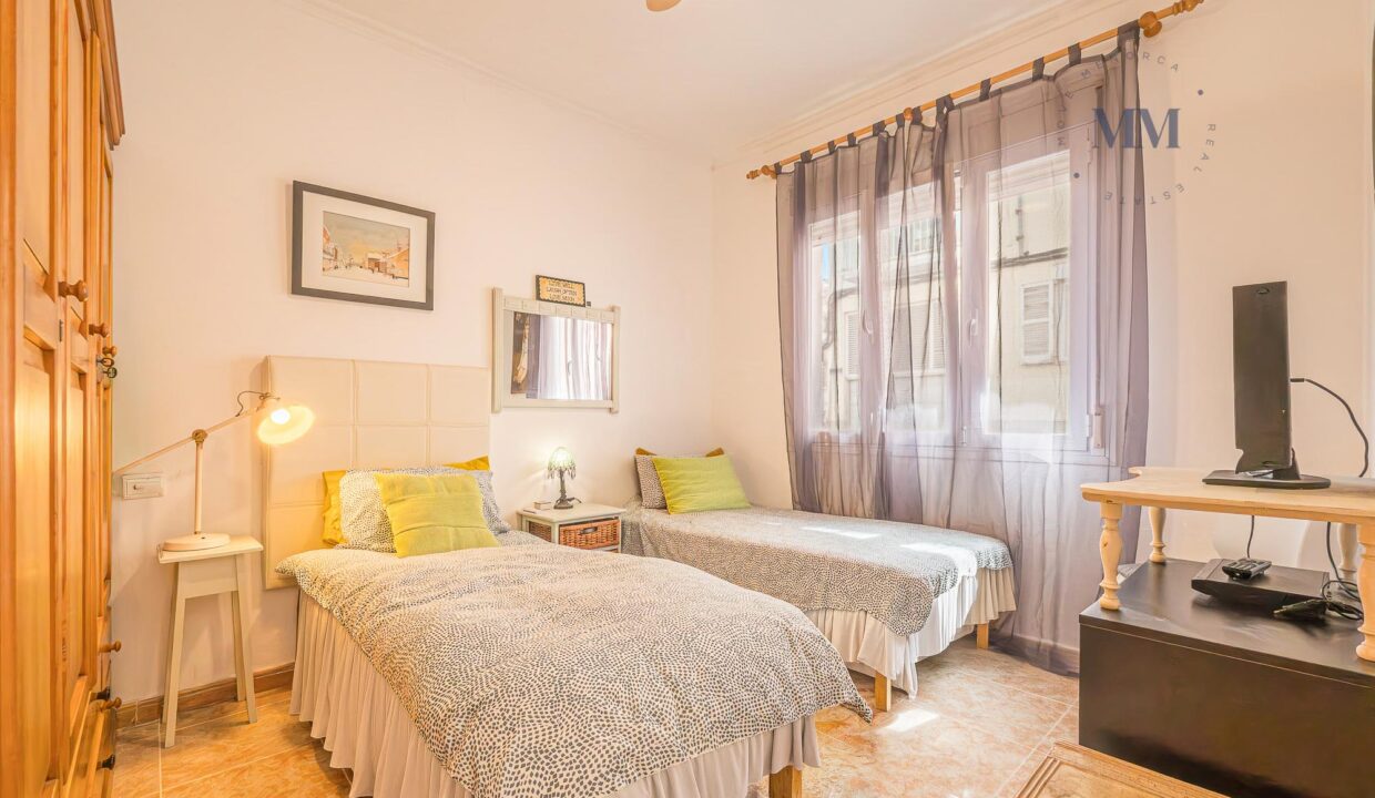 PLANTA BAJA EN ES CASTELL 004