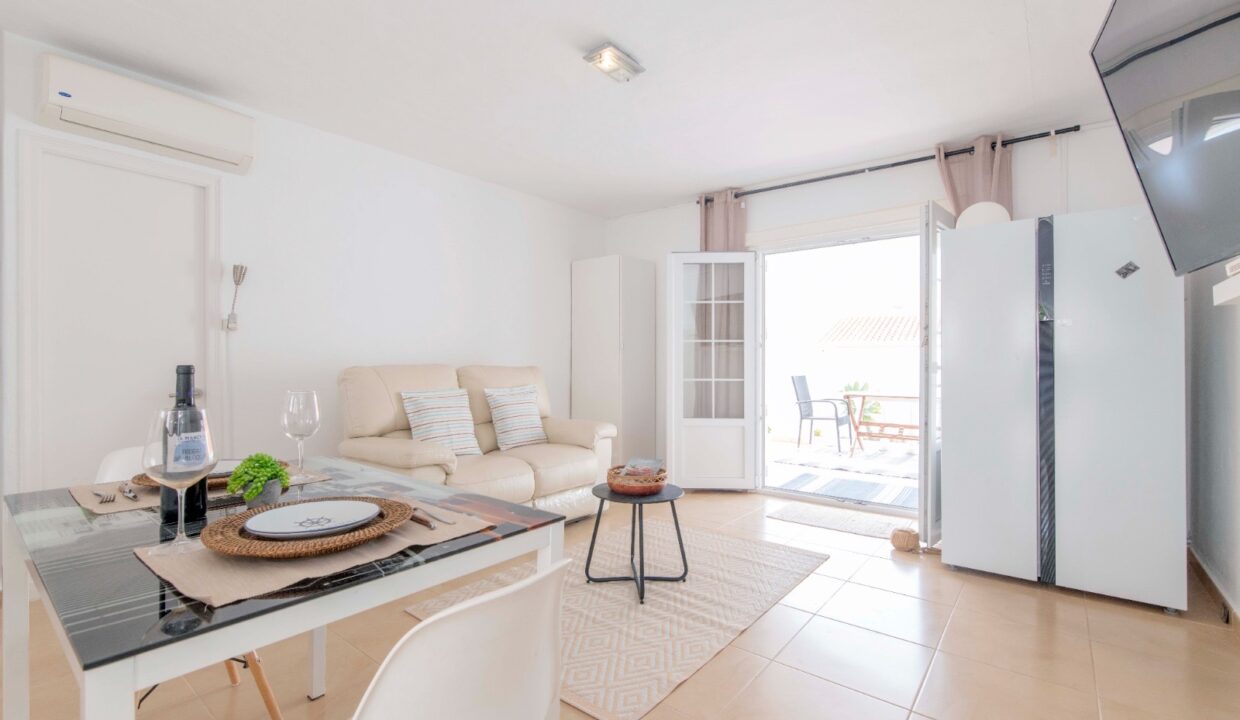 d1d29030-dbc4-490c-a5f3-a5f0b2b3ef58