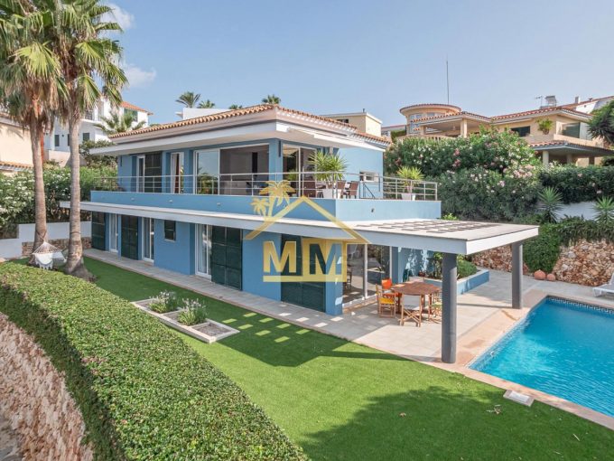 Villa for sale in Mahón Menorca