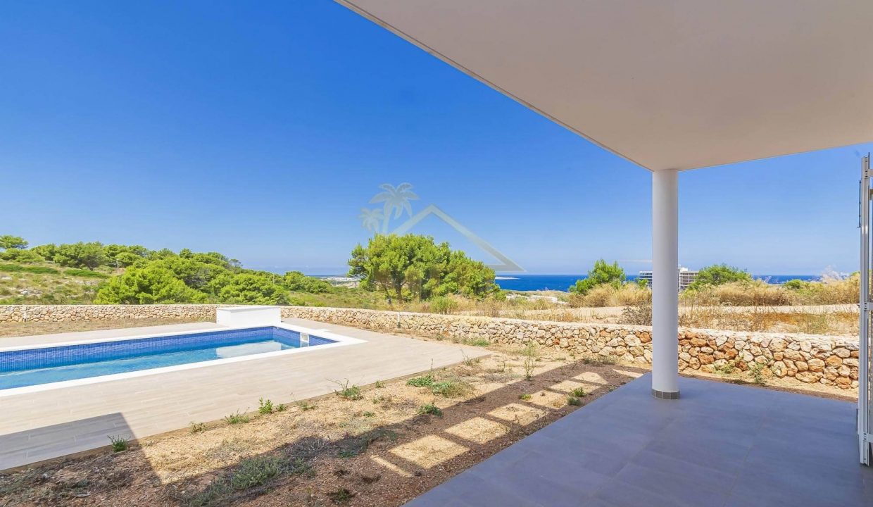 Villa for sale in Coves Noves Menorca