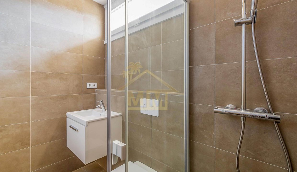 CHALET UNIFAMILIAR 1 DE 6 023