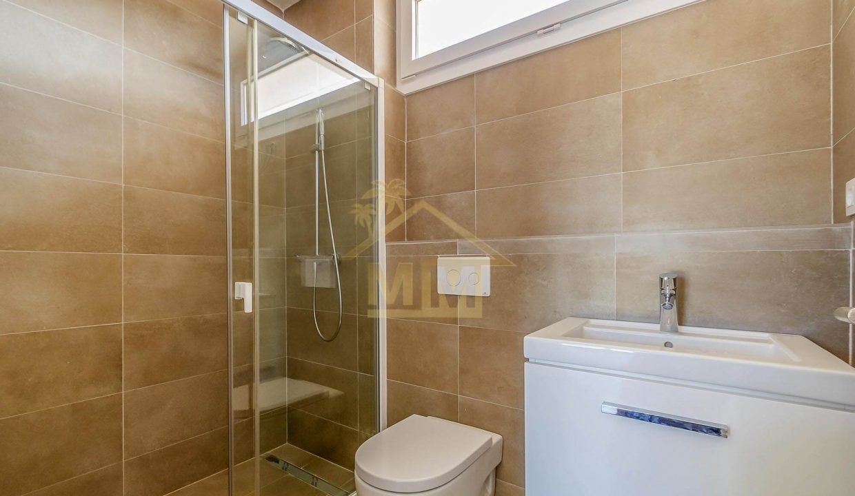 CHALET UNIFAMILIAR 1 DE 6 030